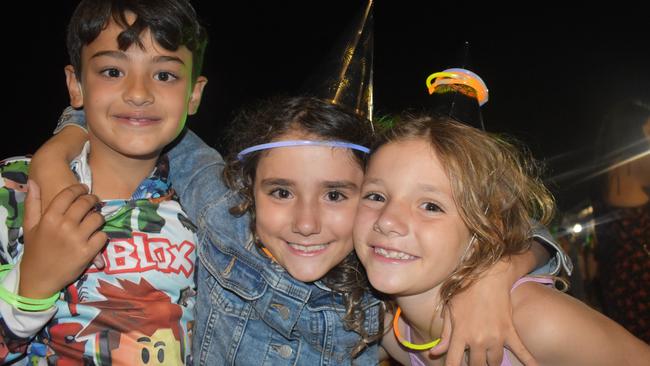 It was smiles all round as crowds celebrated the end of 2022 on Mooloolaba Beach. Photo: Elizabeth Neil