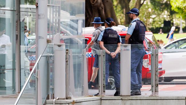 The building at Elizabeth St was sealed off. Picture: NCA NewsWire / David Swift