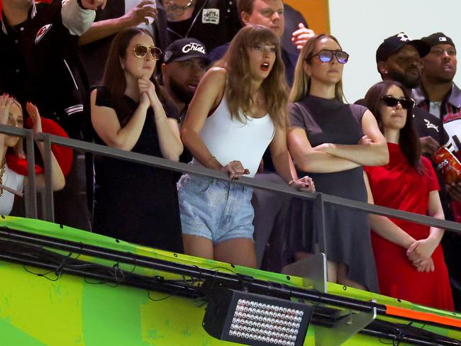 Taylor Swift looks stressed as the Philadelphia Eagles take the lead. Picture: Getty Images