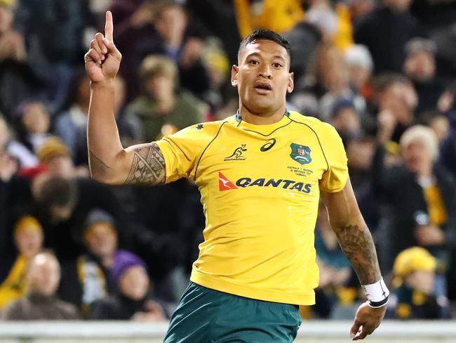 CANBERRA, AUSTRALIA - SEPTEMBER 16:  Israel Folau of the Wallabies celebrates after scoring a try during The Rugby Championship match between the Australian Wallabies and the Argentina Pumas at Canberra Stadium on September 16, 2017 in Canberra, Australia.  (Photo by Scott Barbour/Getty Images)