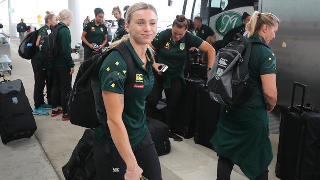 The Kangaroos and Jillaroos departed for New Zealand together. (Peter Wallis)