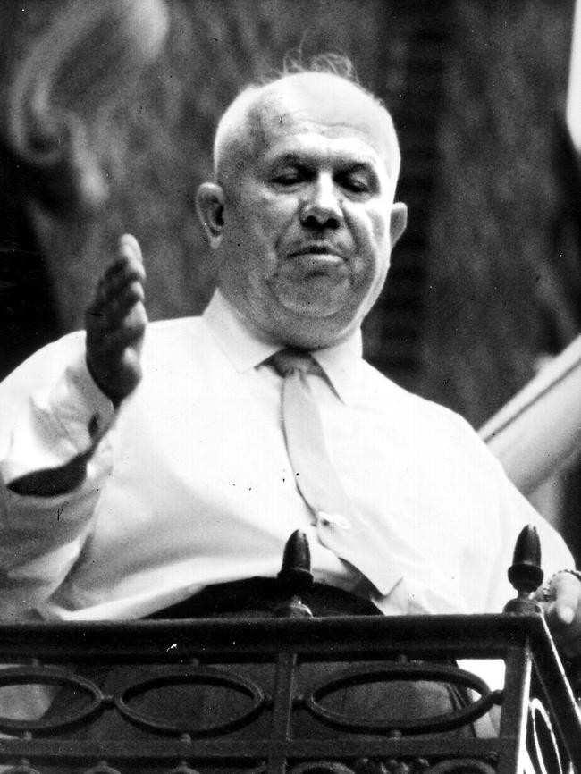 Soviet (USSR) leader Nikita Khrushchev waves from balcony of New York hotel during his first visit to USA in 1959.