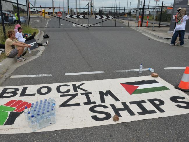 Palestinian protest blocking ships unloading loading at Webb Dock, Port Melbourne. Picture: Josie Hayden