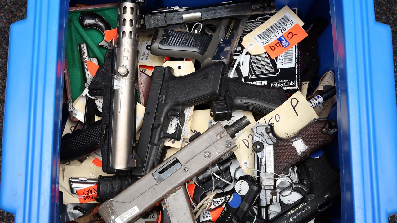 Australians hand in firearms as part of 2020 national amnesty | KidsNews