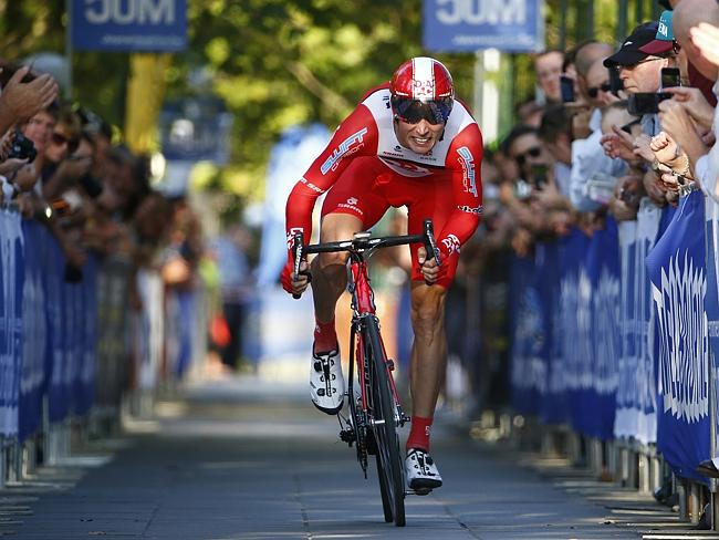 Will Clarke sets the early pace for Drapac in the Herald Sun Tour. Picture: Michael Klein