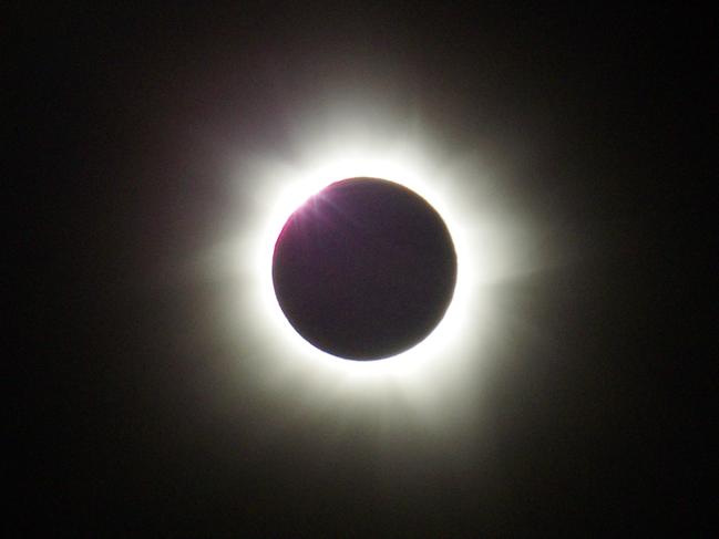 A total solar eclipse.  This is the kind of view that will be obtained from Exmouth, Western Australia, in April. PHOTO: Martin George