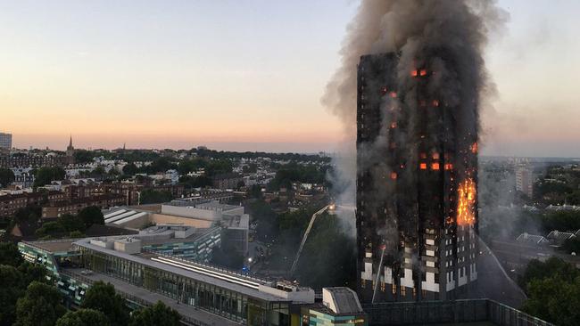 The Grenfell Tower went up in flames, claiming 72 lives. / AFP PHOTO / Natalie Oxford / Natalie OXFORD /