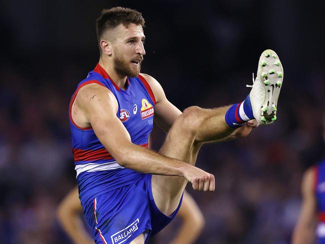 Marcus Bontempelli will remain a Bulldog until 2025.