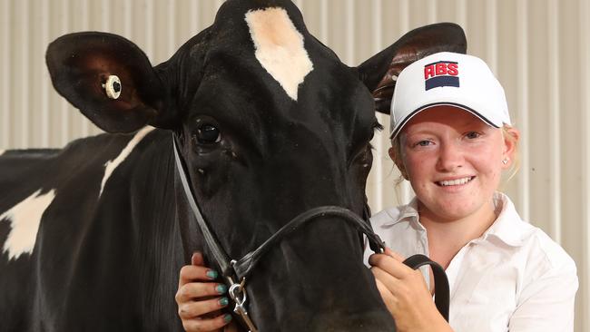 International Dairy Week, Tatura, Youth show,  Grand Champion Heifer, #168, Viewfort Tatoo Pink, & Shae Tweddle, 16, from Glencoe, SA, her mother Angela Tweddle, #0409019882,    Picture Yuri Kouzmin