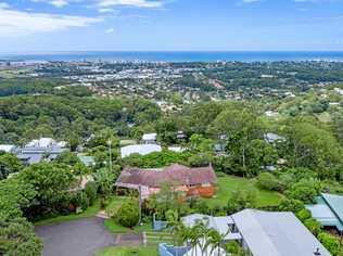 Original 1960s house in commanding Coast location