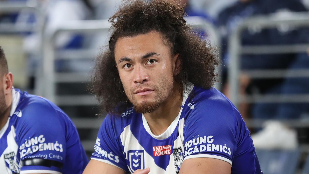 SYDNEY, AUSTRALIA - MAY 12: Josh Reynolds and Raymond Faitala-Mariner of the Bulldogs look on from the bench during the round 11 NRL match between Canterbury Bulldogs and New Zealand Warriors at Accor Stadium on May 12, 2023 in Sydney, Australia. (Photo by Brendon Thorne/Getty Images)