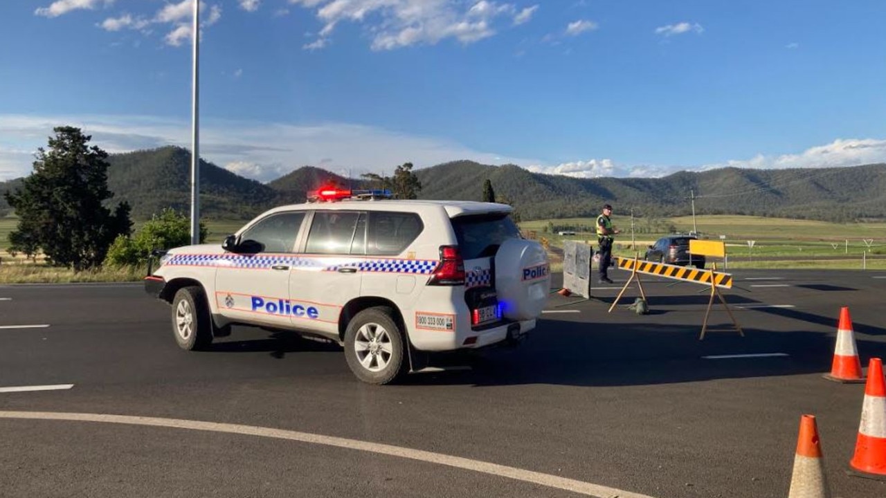 Police closed the highway after the horror crash. Picture: Michael Nolan