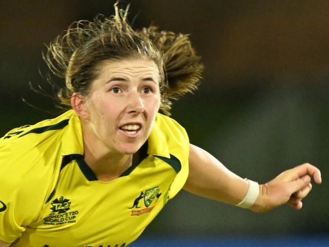 GQEBERHA, SOUTH AFRICA - FEBRUARY 14: Georgia Wareham of Australia in bowling action during the ICC Women's T20 World Cup group A match between Australia and Bangladesh at St George's Park on February 14, 2023 in Gqeberha, South Africa. (Photo by Mike Hewitt/Getty Images)