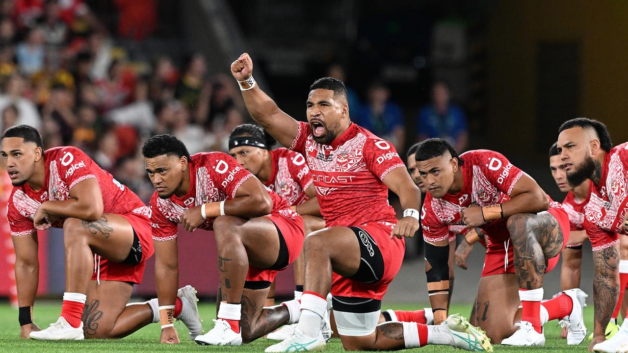 The crowd loved the Tongan Sipi Tau pre-match war dance. (Photo by Bradley Kanaris/Getty Images)