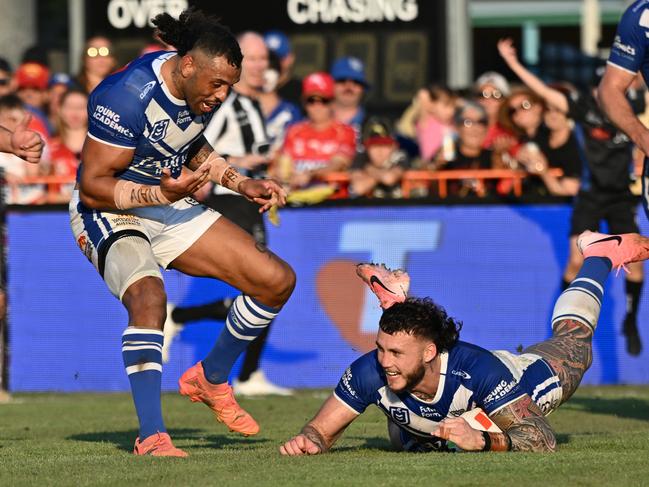 Bronson Xerri scores a try for the Bulldogs in the win against the Dolphins at Bundaberg’s Salter Oval. Picture: Getty Images