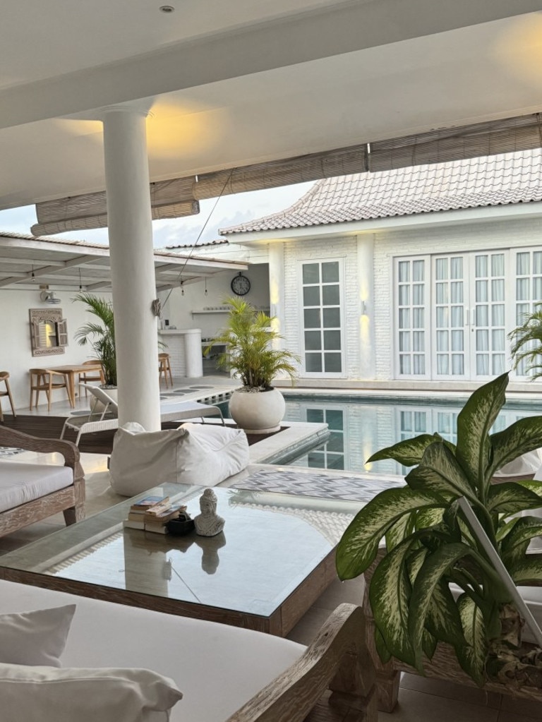 The pool where the travellers were swimming during the encounter.