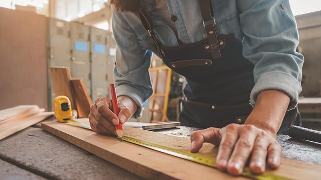 A carpentry apprentice will be substantially better off financially than a University of Sydney arts student by the time both finish their education, new research shows.