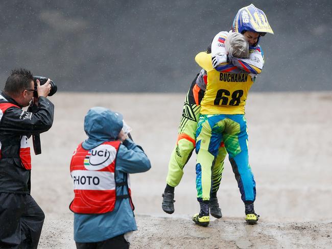 Caroline Buchanan congratulates race winner, Venezuelan Stefany Hernandez.