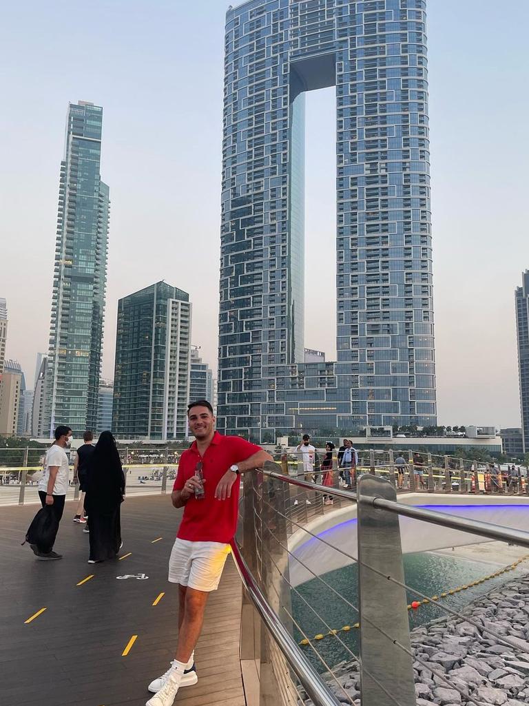 Beau now splits his time between Melbourne and Dubai, working in both cities to help people buy real estate.