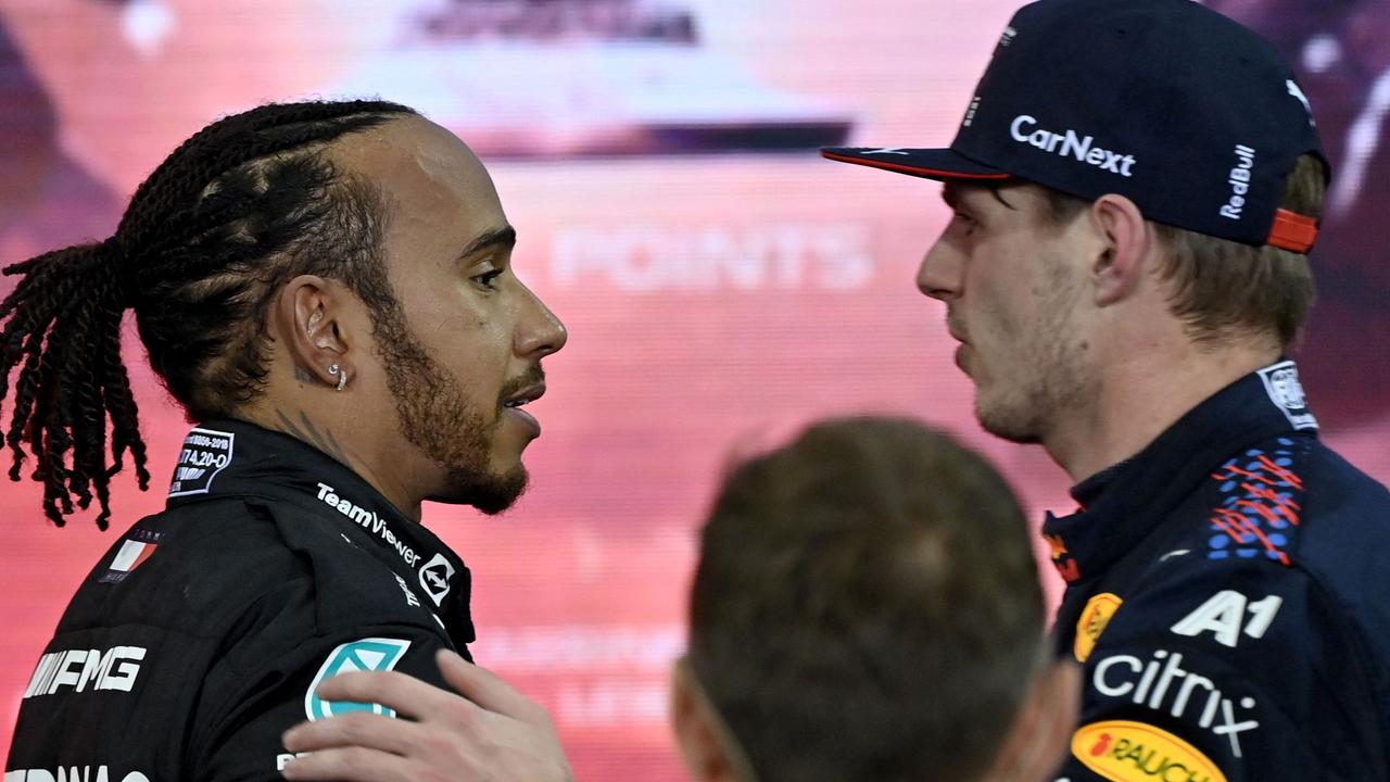 Reaksi Lewis Hamilton atas kekalahan Abu Dhabi dari Max Verstappen, aksi cantik ayah Anthony Hamilton