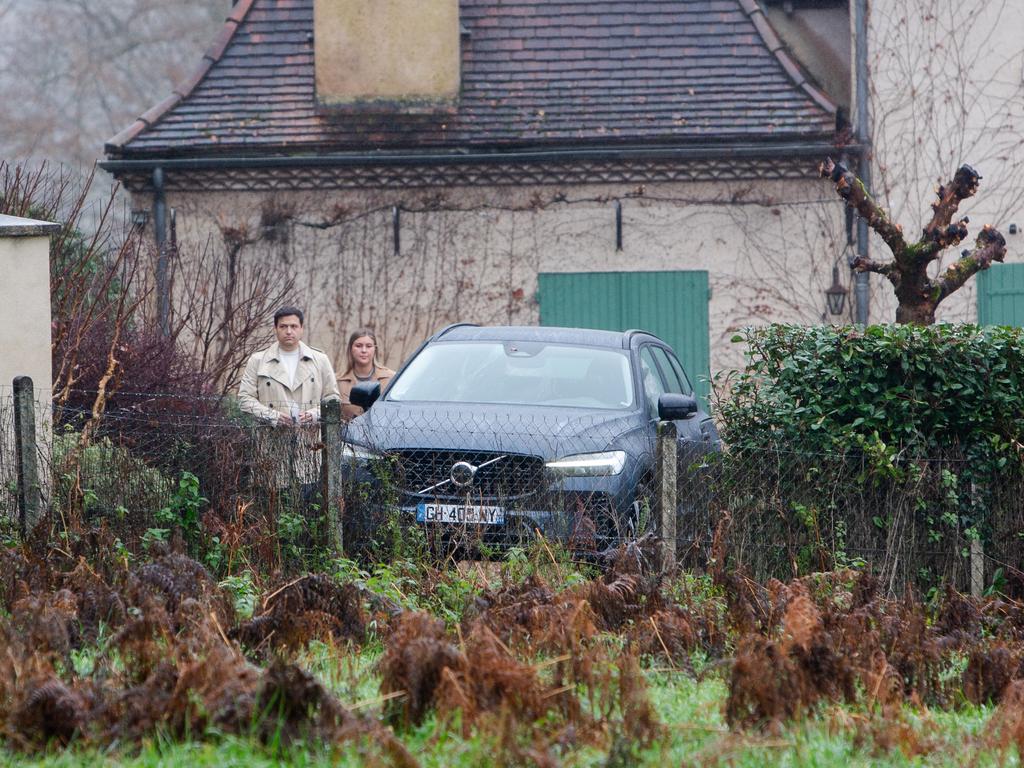 Brittany Higgins, David Sharaz arrive at the French chateau the couple ...