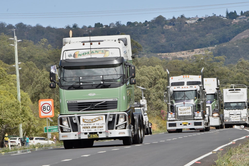 Lights on the Hill convoy leaves Withcott heading to Gatton. September 2017. Picture: Bev Lacey