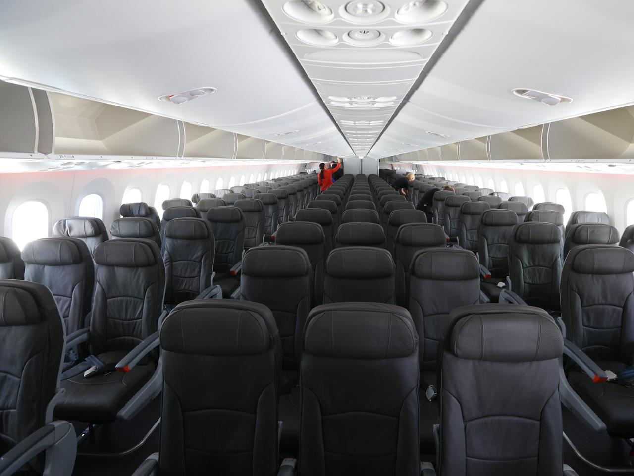 Jetstar $13 domestic sale fares for Club Jetstar members | escape