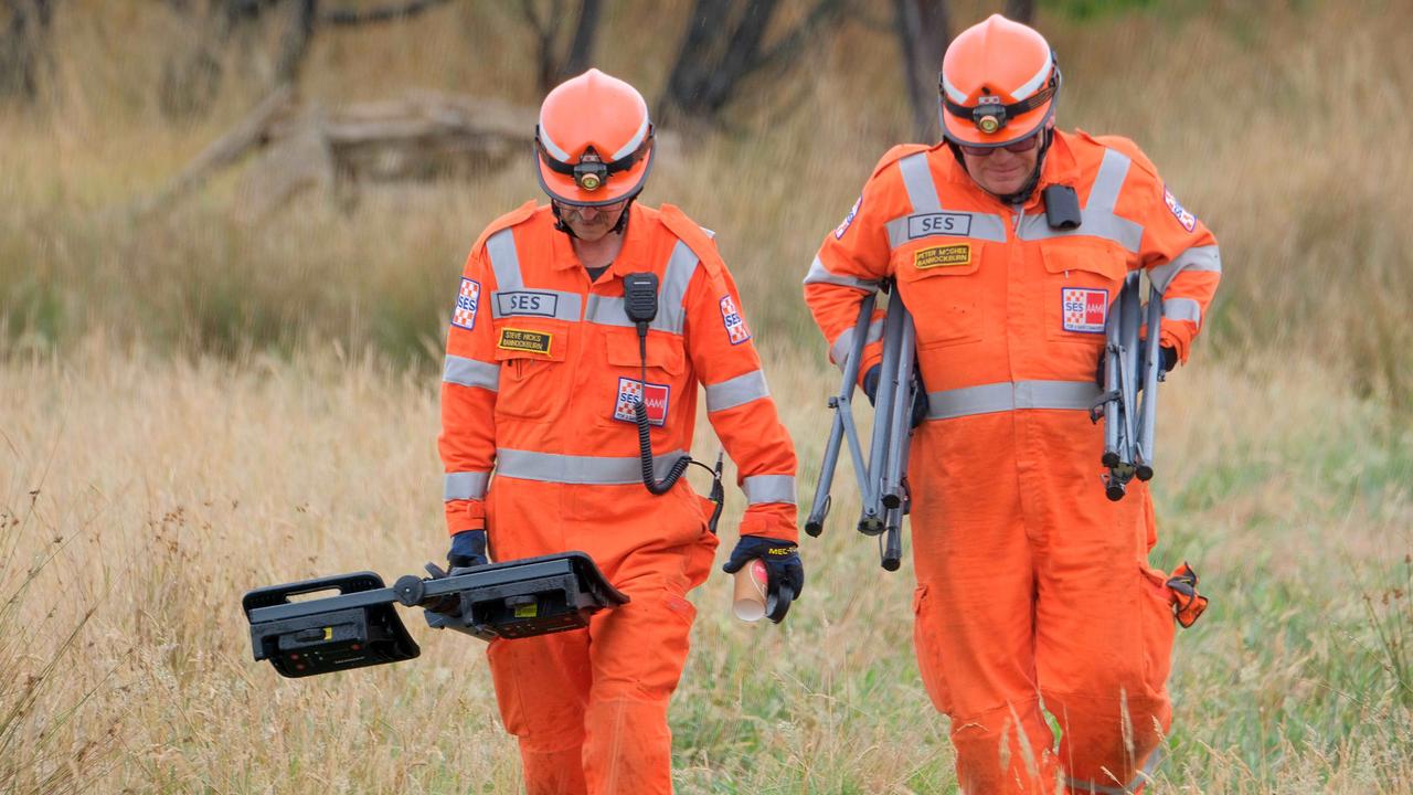 SES members at the crash scene on Sunday. Picture: Mark Wilson