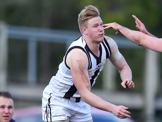 EFL (Division 3) football: Templestowe Dockers versus Scoresby Magpies at Templestowe Reserve. Magpie Jessie Owen (12). Picture: Steve Tanner