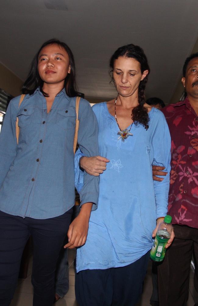 Sara Connor at Denpasar Police Station, being led to an interviewed. Picture: Lukman S. Bintoro