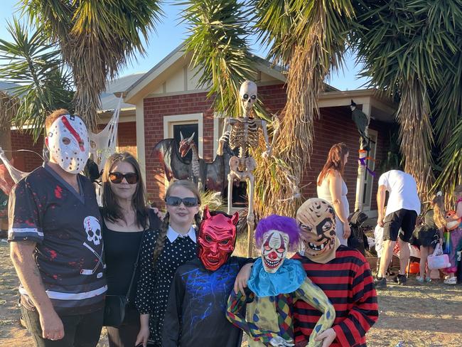 Ozzy Lennox, Keira Lennox, Darcie Lennox, Myles Lennox, Kingsley Lennox Mildura Halloween 2024