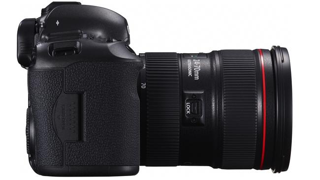 Canon EOS 5DS 50.6 megapixel DSLR camera