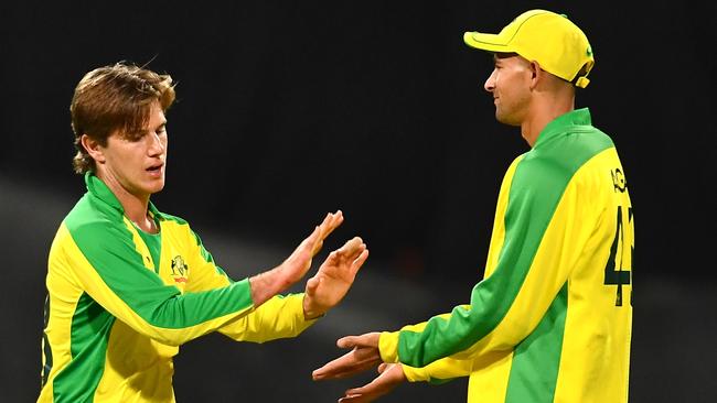 CAPE TOWN, SOUTH AFRICA - FEBRUARY 26: Adam Zampa of Australia celebrate the wicket of Pite van Biljon of South Africa during the 3rd KFC T20 International match between South Africa and Australia at Newlands Cricket Stadium on February 26, 2020 in Cape Town, South Africa. (Photo by Ashley Vlotman/Gallo Images/Getty Images)