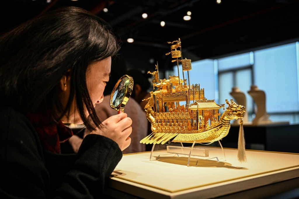 Youth appetite for gold rises as Chinese economy loses lustre | news ...