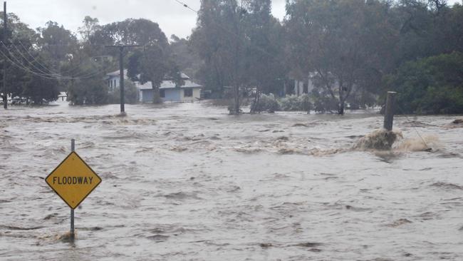 The 2011 Oakey floods. Photo Kevin Farmer / The Chronicle