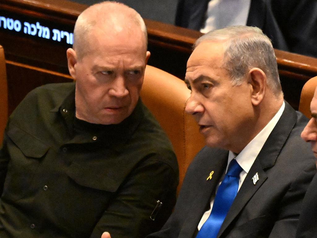 Israeli Prime Minister Benjamin Netanyahu has dismissed Defence Minister Yoav Gallant (L). Picture: Debbie Hill/Pool/AFP