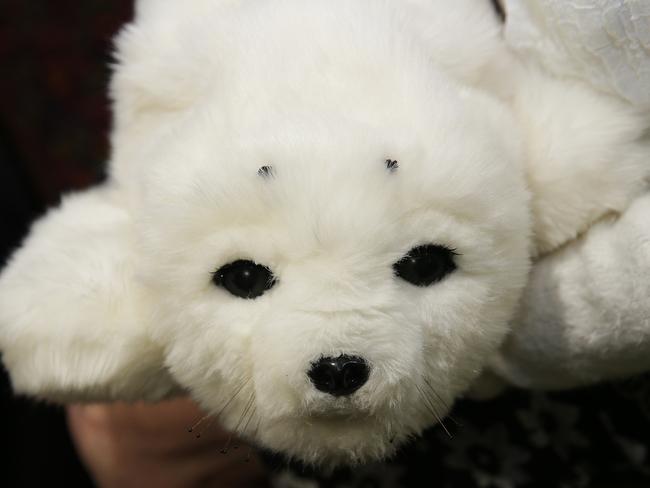 The Japanese robotic seals have been shown to reduce stress and increase interaction.