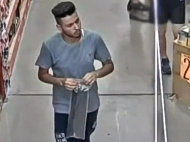 Footage of Jasmeen Kaur's former partner buying supplies at Bunnings before he buried her alive. Source: Supplied / 7NEWS,