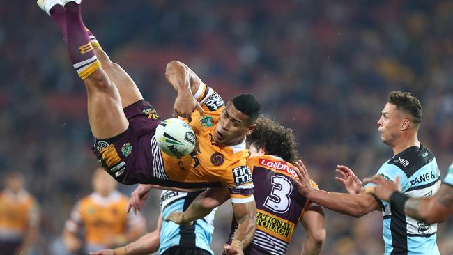 Another contentious decision. MoylAn is penalised for contact with Jamayne Isaako despite having eyes for the ball.