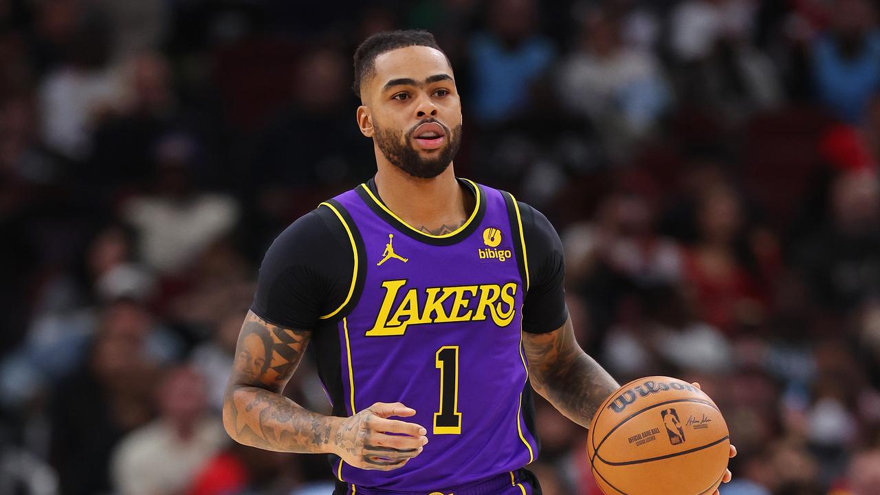 CHICAGO, ILLINOIS - DECEMBER 20: D'Angelo Russell #1 of the Los Angeles Lakers dribbles up the court against the Chicago Bulls during the first half at the United Center on December 20, 2023 in Chicago, Illinois. NOTE TO USER: User expressly acknowledges and agrees that, by downloading and or using this photograph, User is consenting to the terms and conditions of the Getty Images License Agreement. (Photo by Michael Reaves/Getty Images)