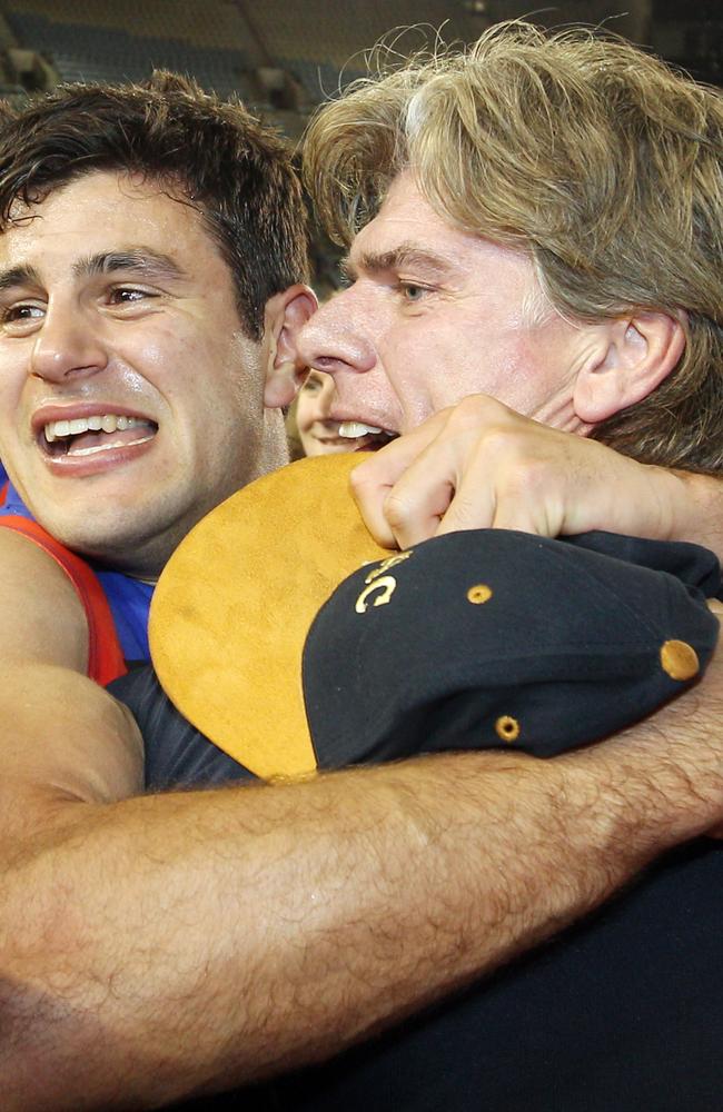 Nathan Batsanis and Gary Ayres after the 2011 grand final.