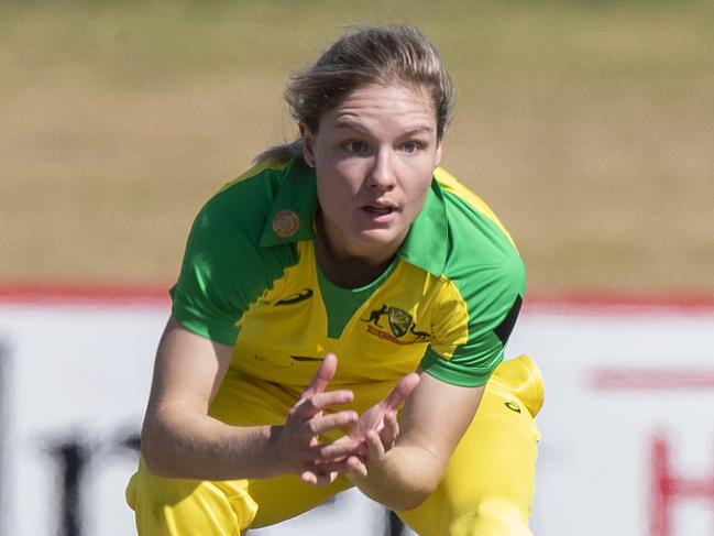 TAURANGA, NEW ZEALAND - APRIL 04: Nicola Carey of Australia fields during game one of the ODI Series between New Zealand and Australia at Bay Oval on April 04, 2021 in Tauranga, New Zealand. (Photo by Dave Rowland/Getty Images)