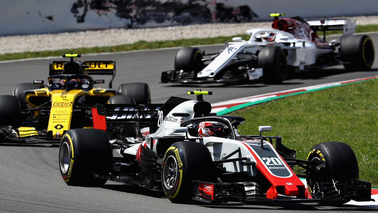 F1 News 18 Carlos Sainz Warns Mclaren 19 Midfield Battle Renault Sauber Haas Red Bull