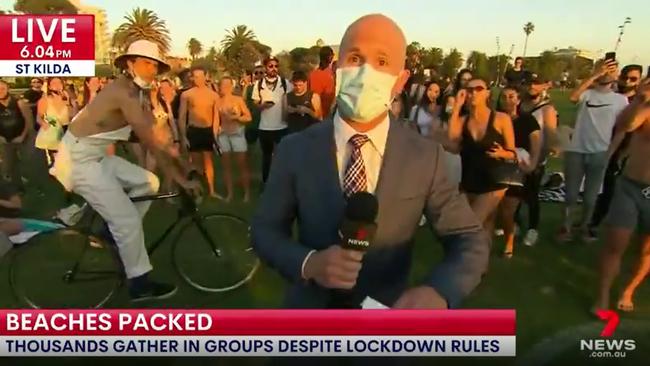 A live cross on 7 NEWS captured the chaotic scenes