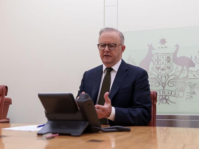 Australian PM Anthony Albanese speaks to US President Donald Trump. Picture: X