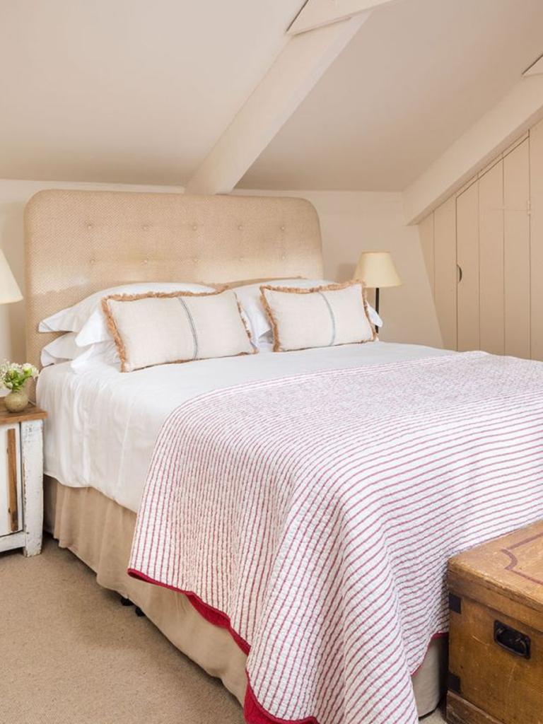 The large bedroom in Harris Cottage.