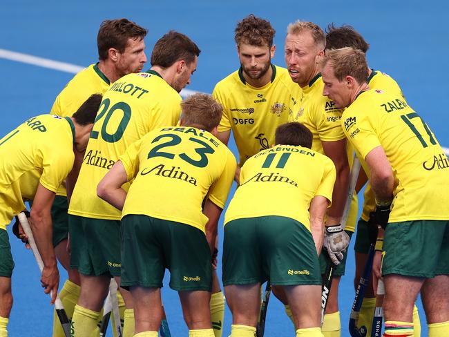 LONDON, ENGLAND - JUNE 11: Australia gather during the FIH Pro League Men's match between Germany and Australia at Lee Valley Hockey and Tennis Centre on June 11, 2024 in London, England. (Photo by Alex Pantling/Getty Images)