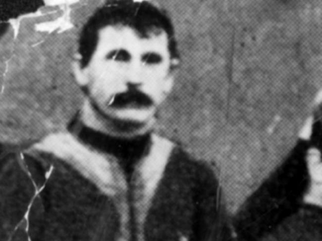 Fitzroy’s Gerald Brosnan  could have won the 1903 grand final with the last kick but missed.