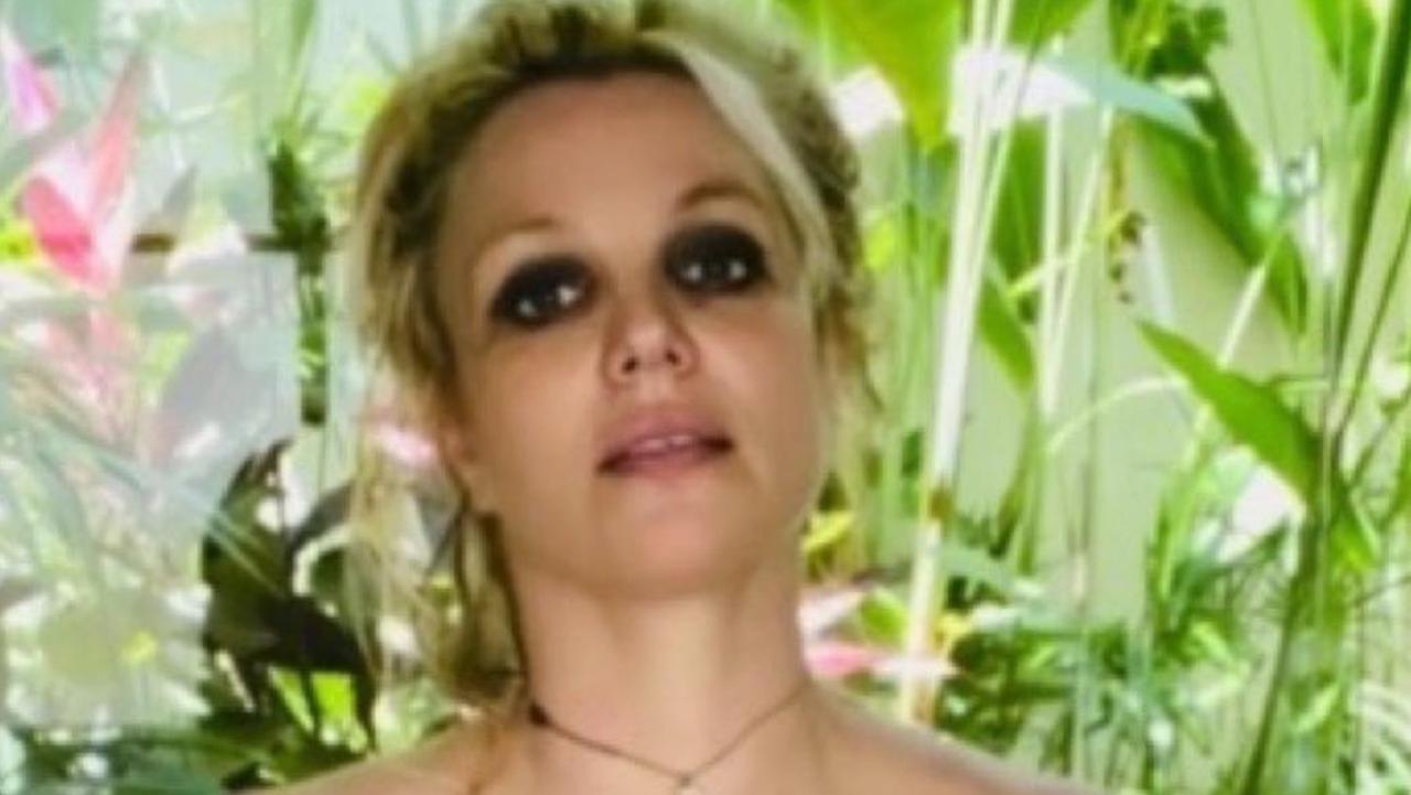 Britney Spears Posts Nude Photos Nine Times Fans Concerned For Her Mental Health Daily Telegraph 2834