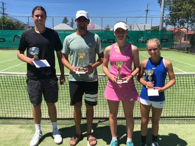 AMT men's finalists Winter Meagher and Brendon Moore with AMT women's finalists Sienna Leeson and Emerson Jones. (CREDIT: North East Tennis)